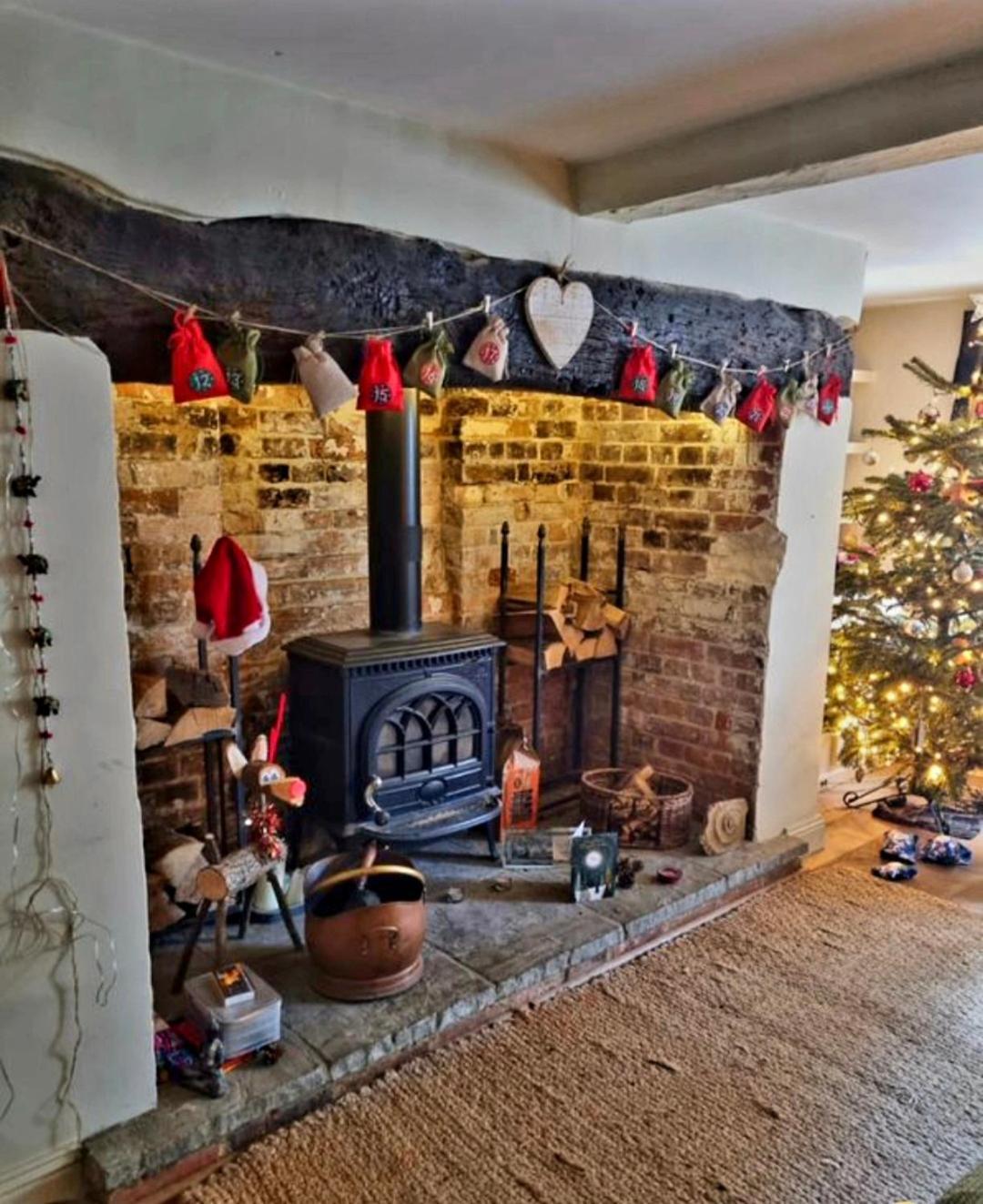 Jackdaw Cottage-Beautiful Cottage, Town Centre ウィンボーン・ミンスター エクステリア 写真